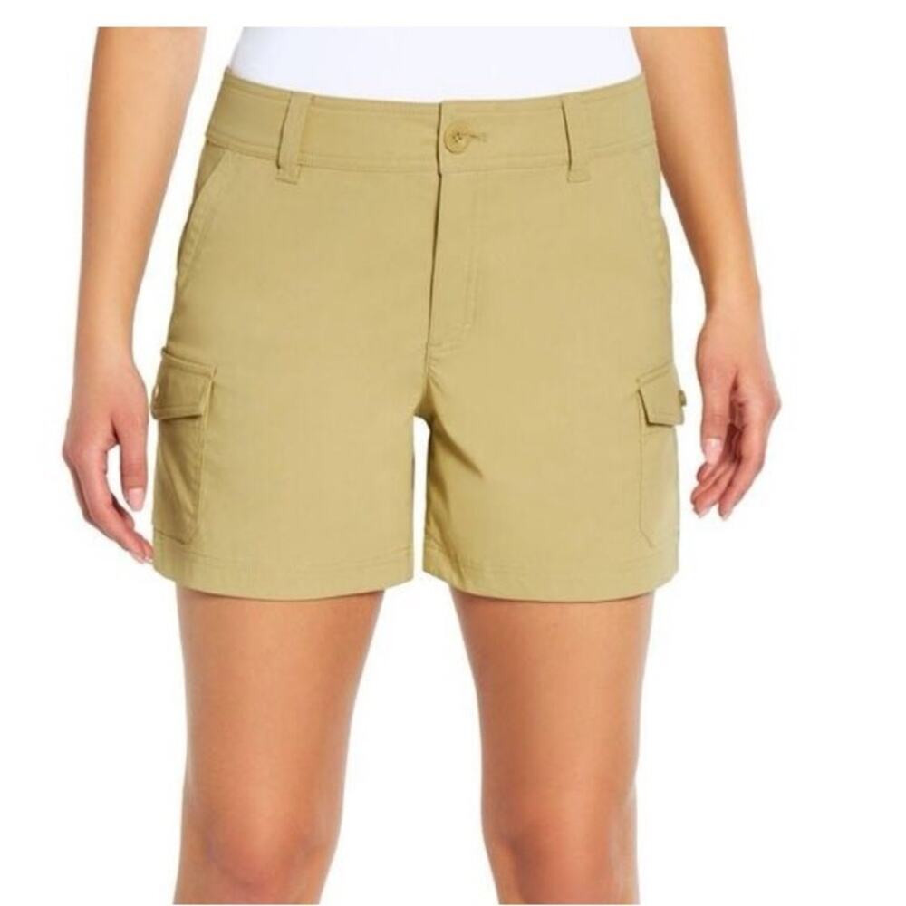 NWT Eddie Bauer Women's Cargo Pocket Shorts Khaki